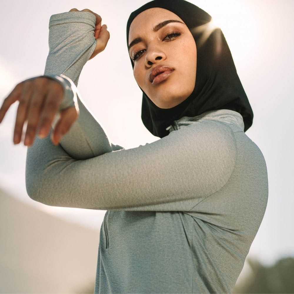 Muslim Girl Arm Pain Free Physiotherapy Ottawa
